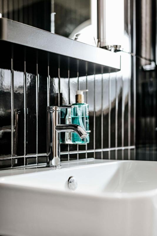 Deluxe Double Room image 2