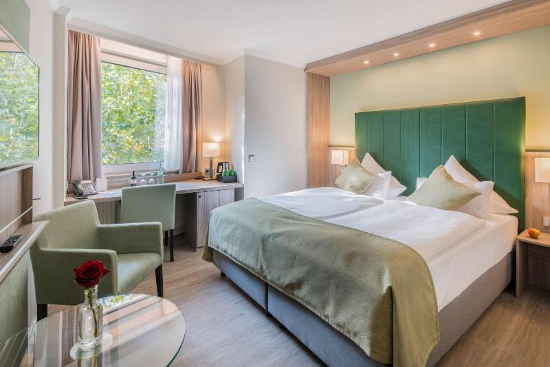 Premium Double Room image 1