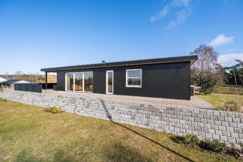 Spacious Holiday Home Near Ebeltoft Ideal For 10 People - image 5