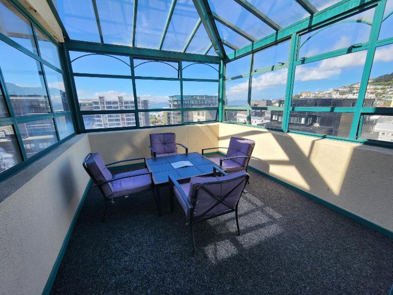 U Suites on Courtenay - image 13