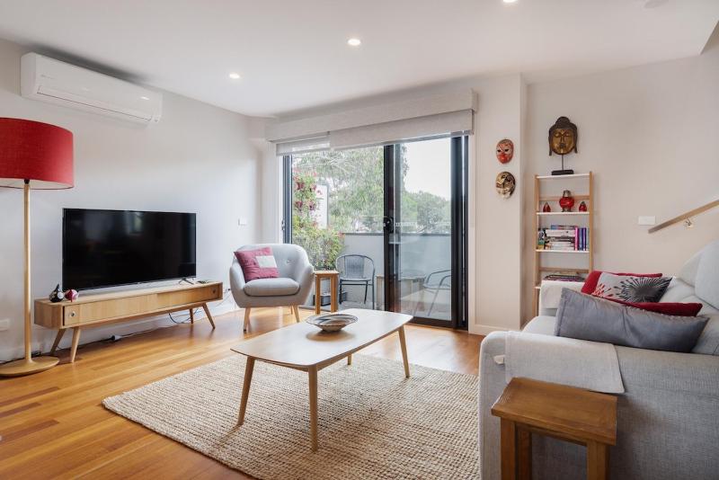 StayCentral - Thornbury Entertainer Townhouse - image 10