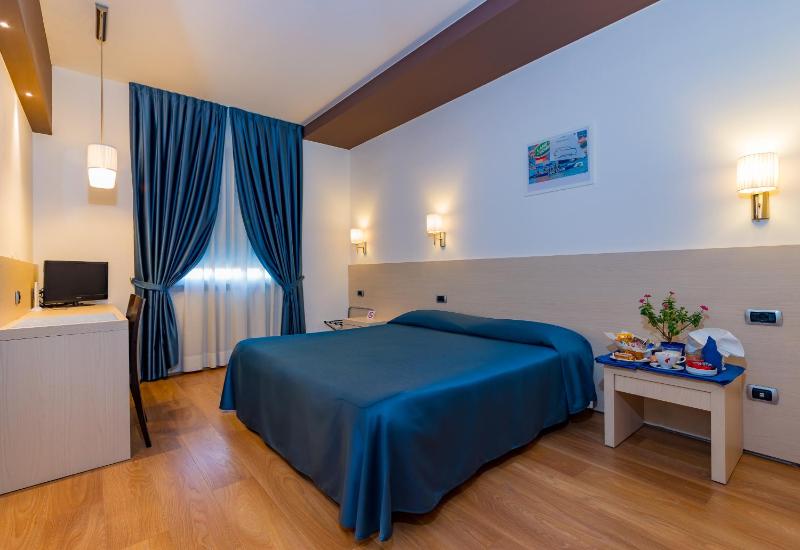 Double or Twin Room image 1
