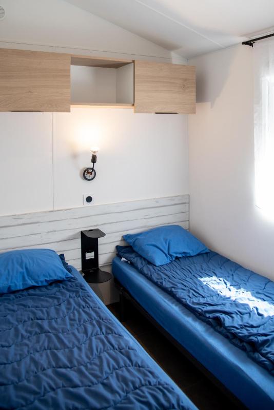 Standard Chalet 3 image 3