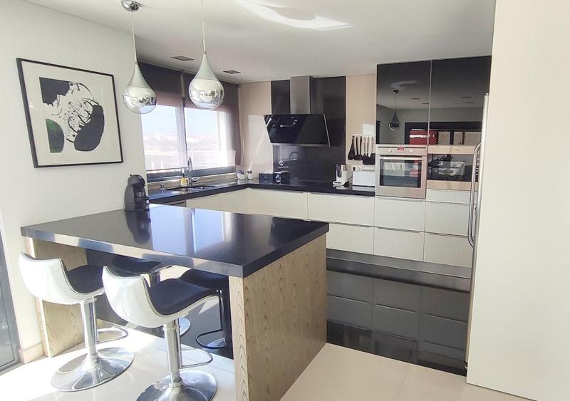 Two-Bedroom Deluxe Apartment image 3