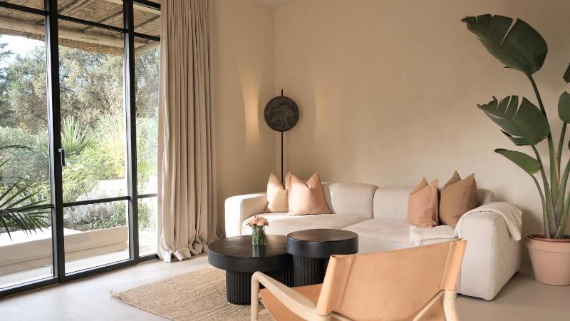 Deluxe Suite image 1