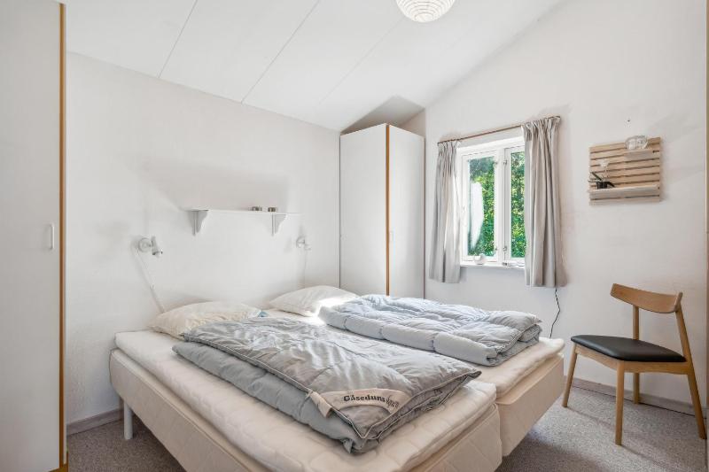 Well-Furnished Holiday Home With Beautiful Views Of The Lake And Countryside Close To Child-Friendly Lyngsbæk Beach And Only 10 Minutes From - image 7