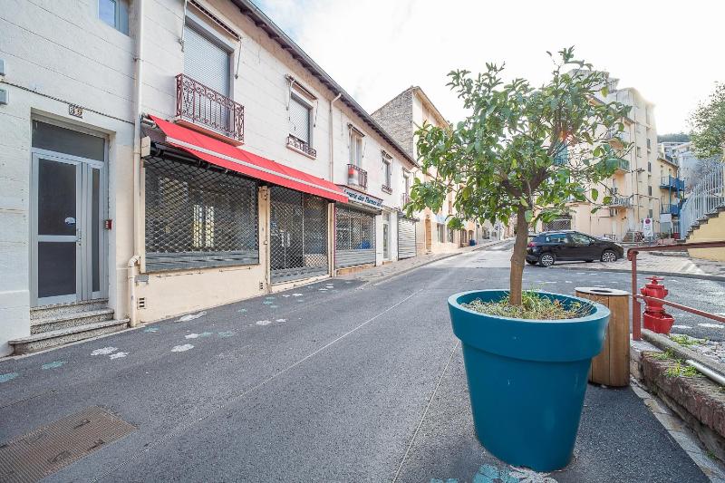 L'Écrin des Bains - A 200m des Thermes - image 11