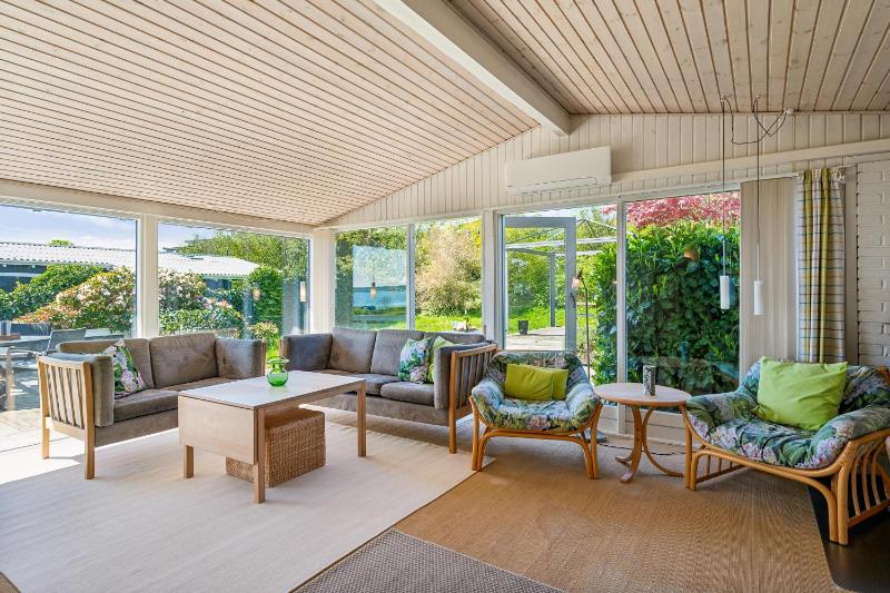 Lovely Holiday Home With Panoramic Views Over Ebeltoft Vig And Mols - image 6