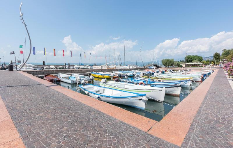 Amazing Apartment In Bardolino - image 15