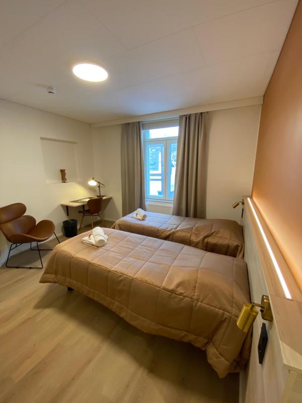 Double Room with Private Bathroom image 2
