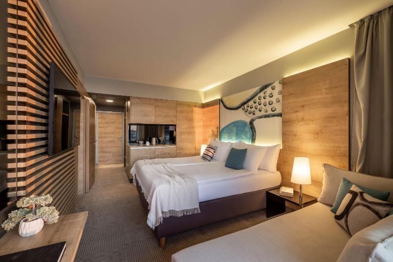 Room for 2+1 Seaview image 3