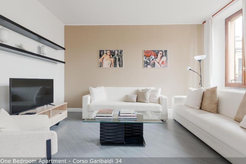 Appartamento con 1 Camera da Letto - Corso Garibaldi 34 image 1