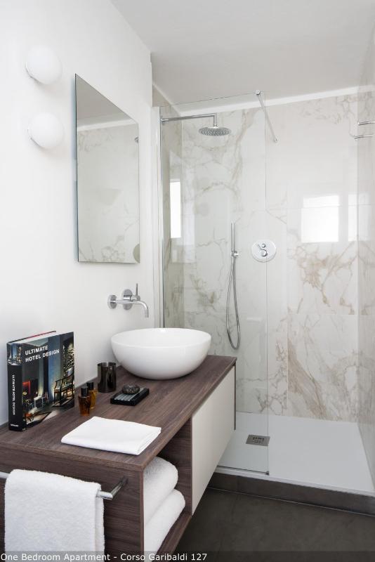 Appartamento con 1 Camera da Letto - Corso Garibaldi 127 image 4