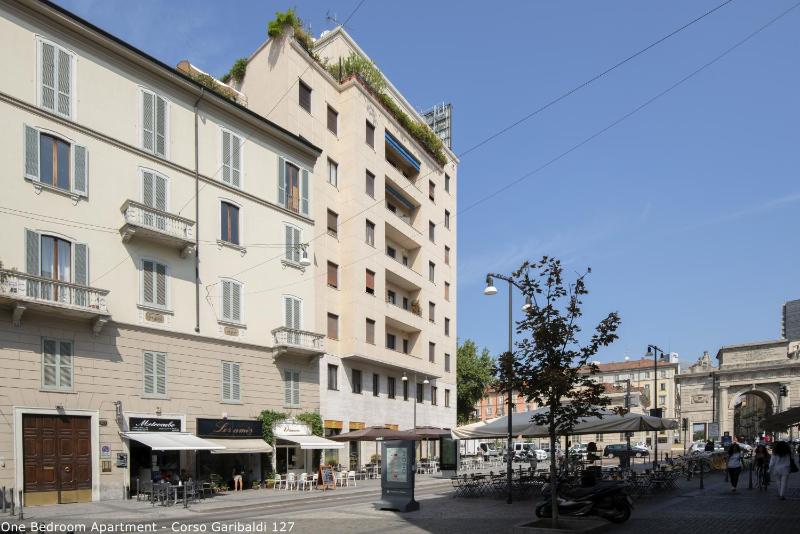 Appartamento con 1 Camera da Letto - Corso Garibaldi 127 image 3