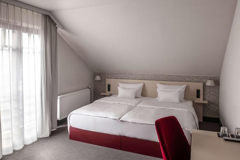Penta Plus Room image 1