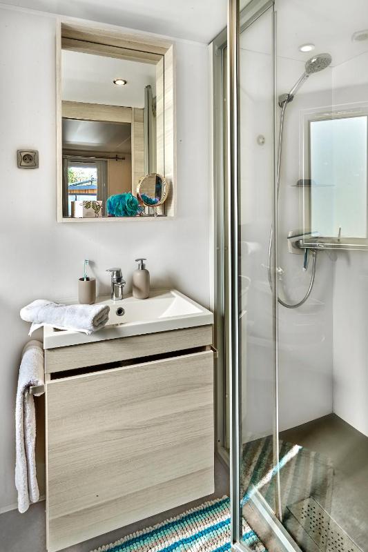 Two-Bedroom Lodge image 1