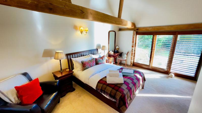 Standard Room image 1