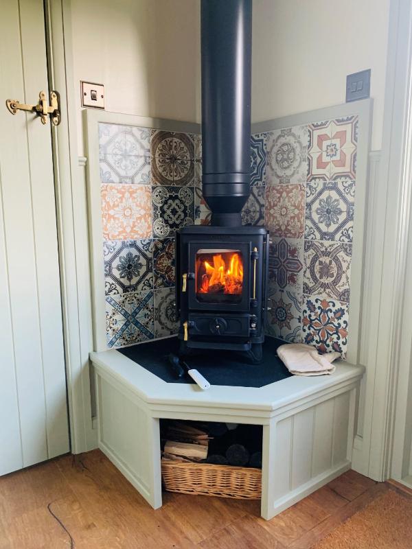 Shepherds Hut image 2