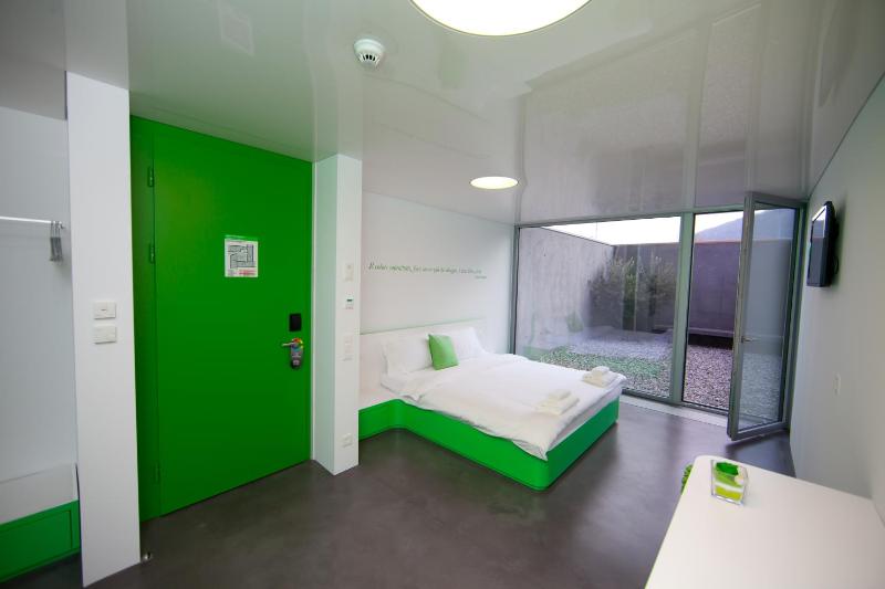 Standard Double Room image 1