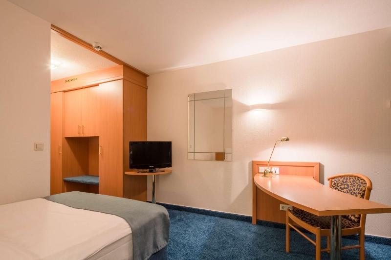 Comfort Single Room image 1