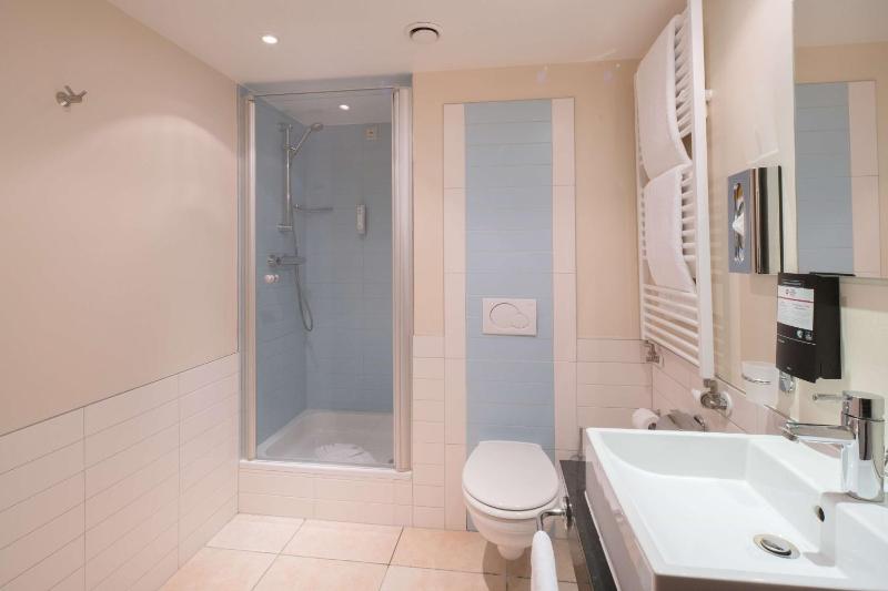 Superior Single Room image 3