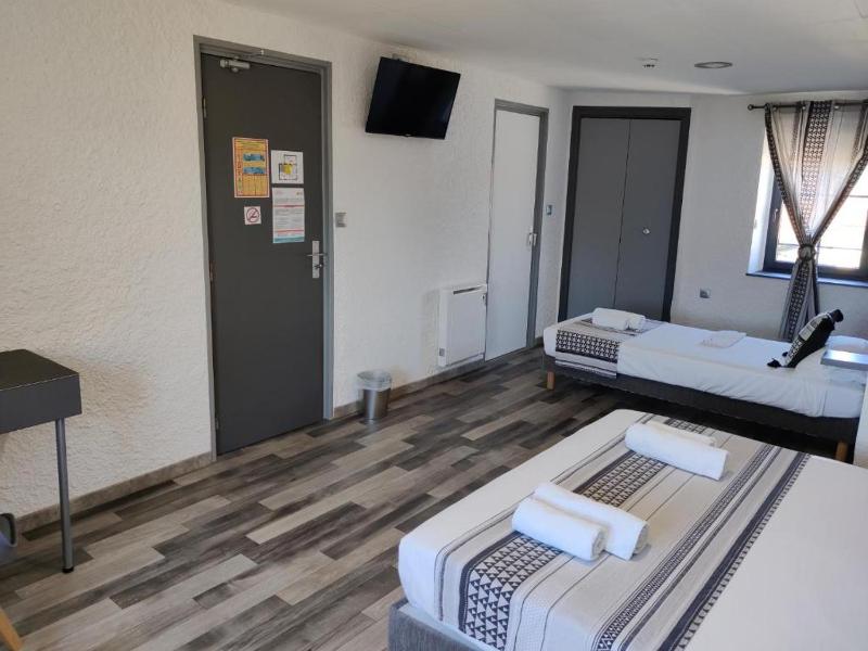 Triple Room image 4