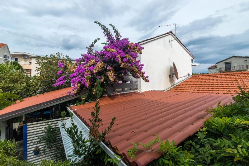 Three-Bedroom Holiday Home  image 1