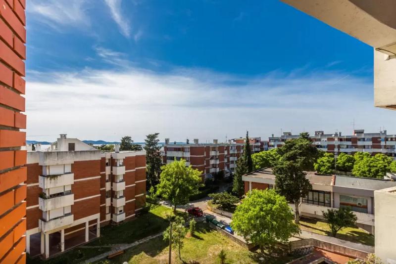 Apartment Maraska - image 2
