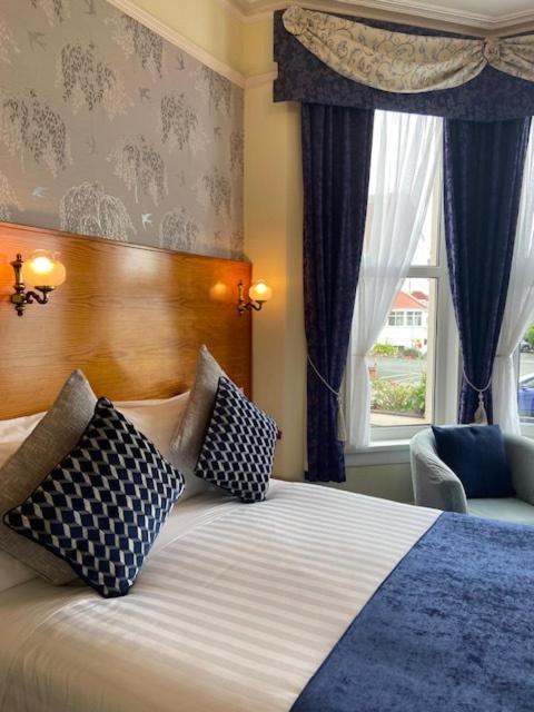 Superior Double Room image 1