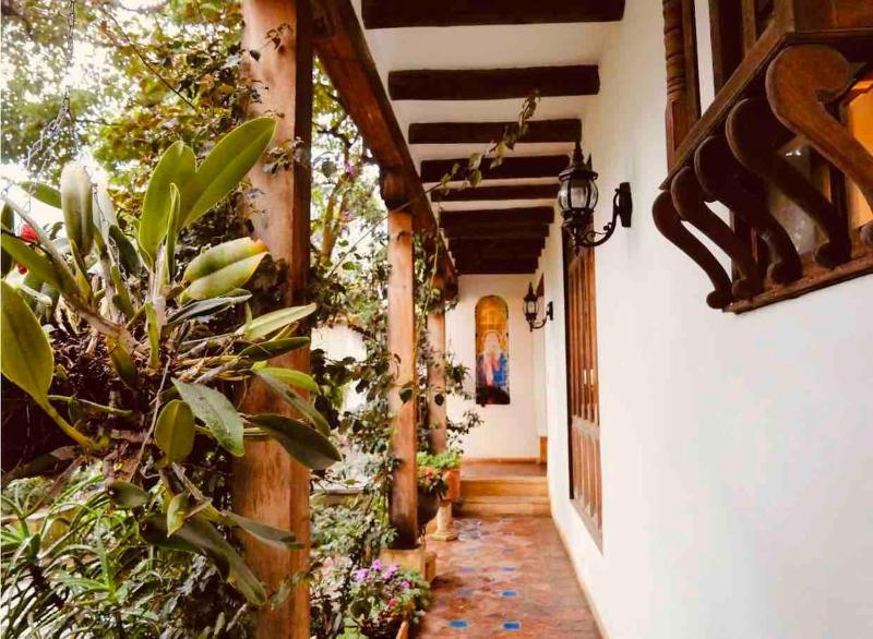 Villa exclusiva con jardín a 80m del centro - image 16