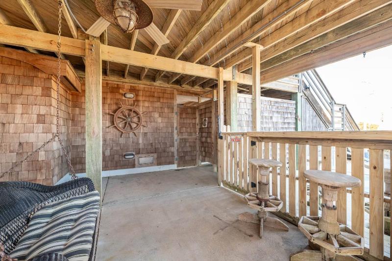 Pirates Hideout - Nags Head MP 10 Ocean View Pool Tiki Bar Fenced Yard Pets OK Flex Stays - image 48