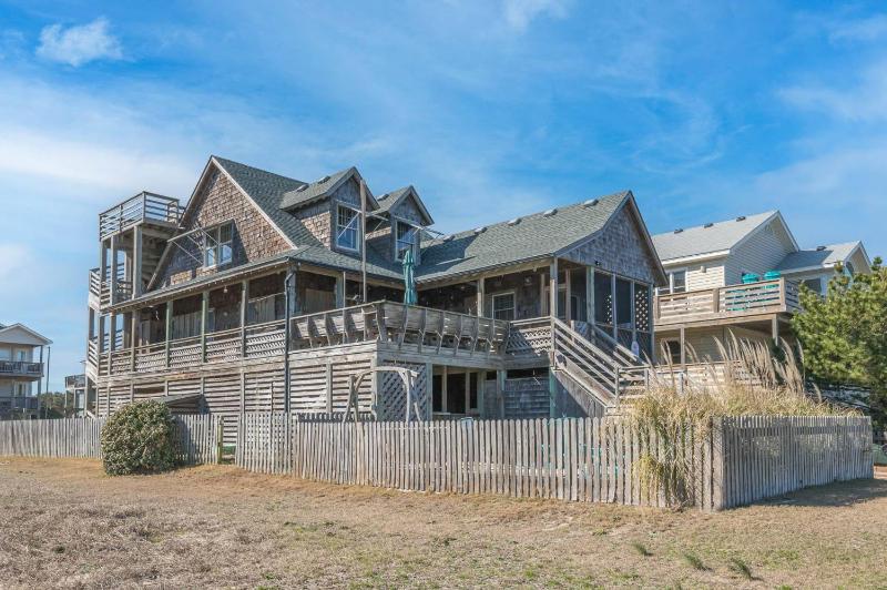 Pirates Hideout - Nags Head MP 10 Ocean View Pool Tiki Bar Fenced Yard Pets OK Flex Stays - image 39