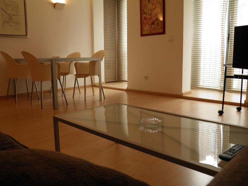 Apartaments Sant Jordi Fontanella - image 7