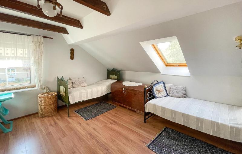 Four-Bedroom Holiday Home image 4
