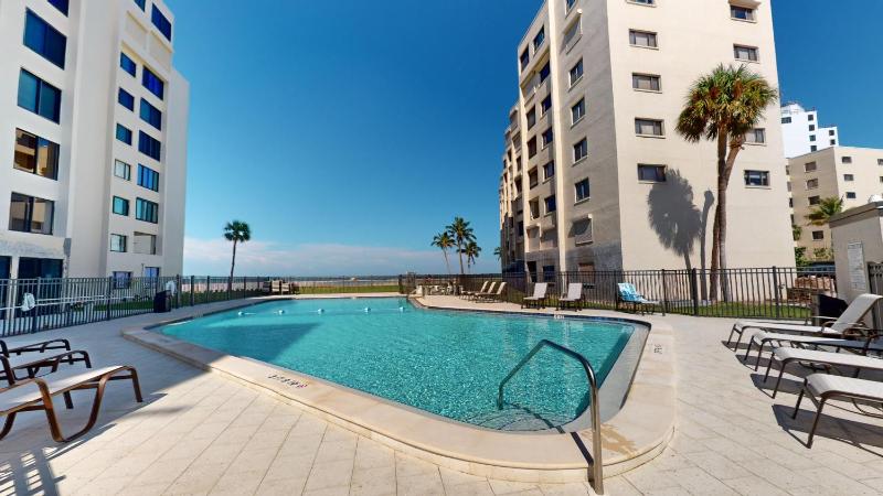Sandarac 502B- Beachfront 3BR Condo with Pool & Views condo - image 16
