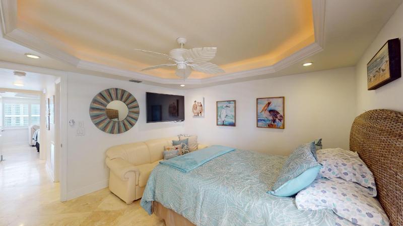 Sandarac 502B- Beachfront 3BR Condo with Pool & Views condo - image 28