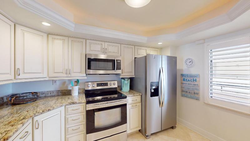 Sandarac 502B- Beachfront 3BR Condo with Pool & Views condo - image 40
