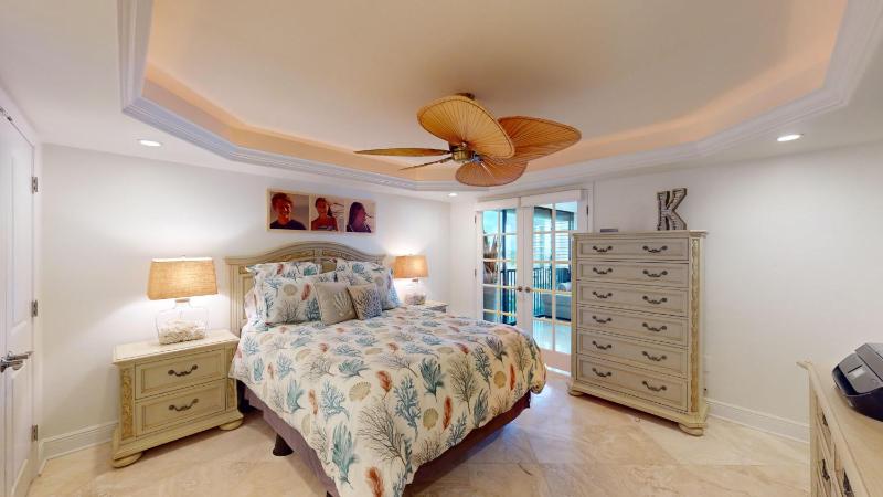 Sandarac 502B- Beachfront 3BR Condo with Pool & Views condo - image 31