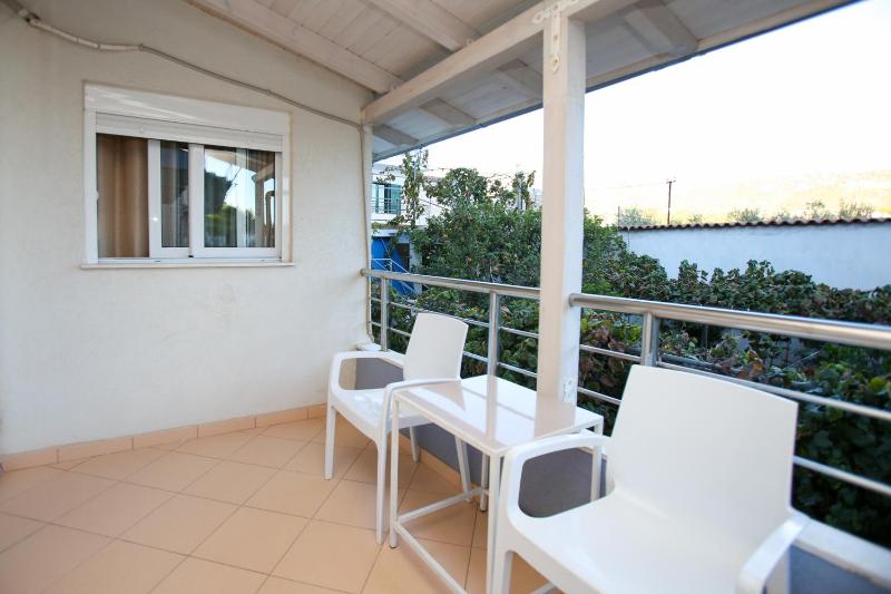 Apartment with Garden View image 2