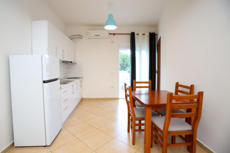 Apartment with Mountain View image 4