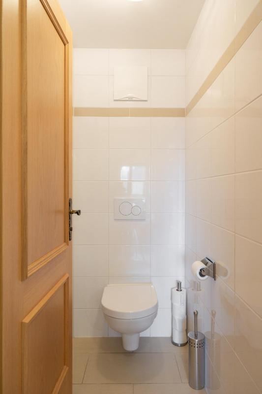 Double Room image 4