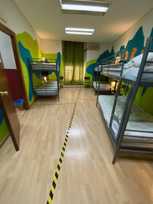Bed Madrid Rooms - image 8