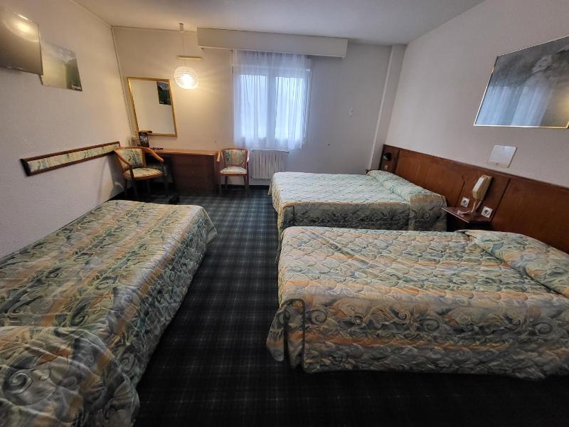 Classic Quadruple Room image 1