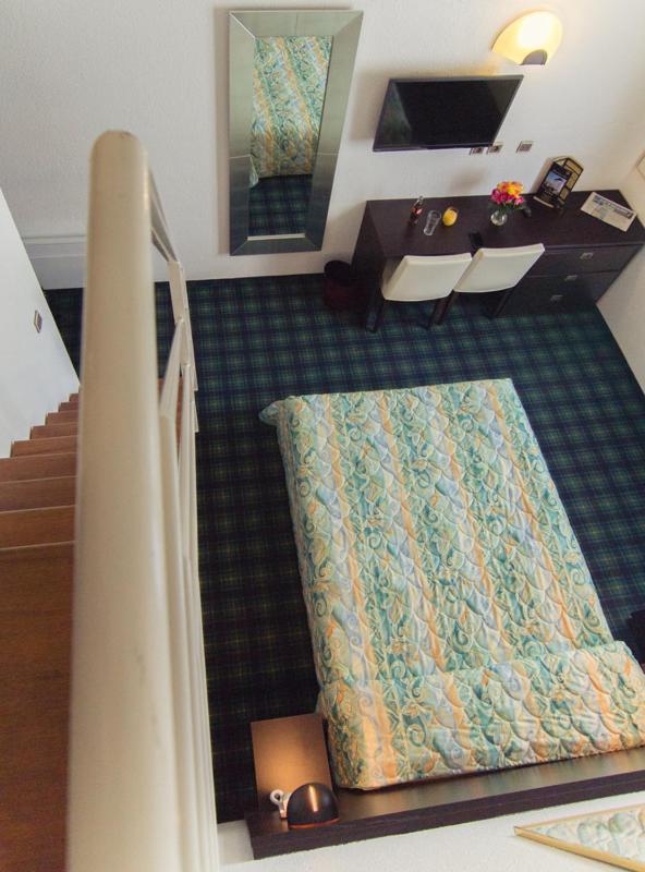 Comfort Quadruple Room image 1