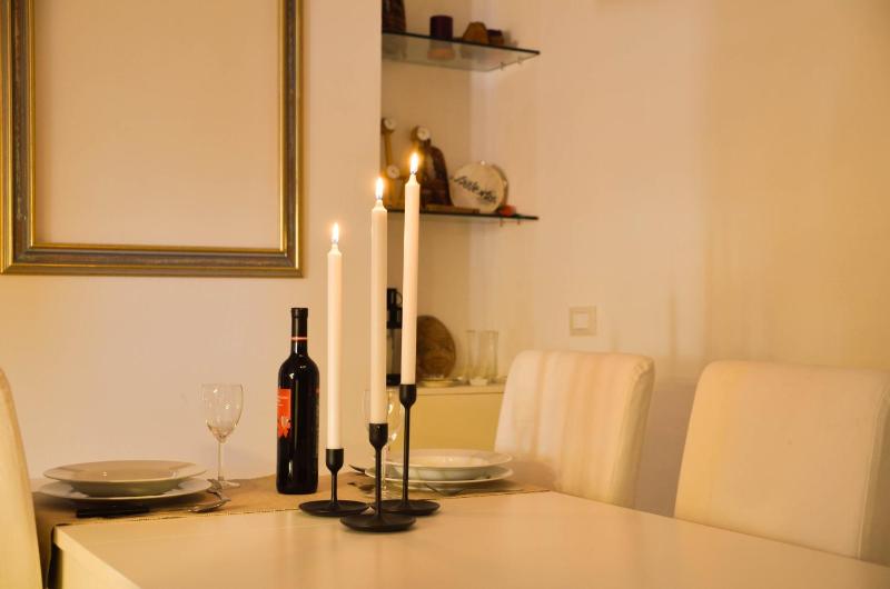 Two-Bedroom Apartment with private parking  image 1