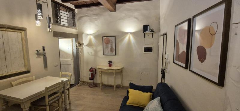 San Frediano Hideaway near Ponte Vecchio - image 3