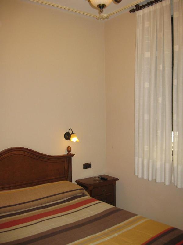 Double Room image 2