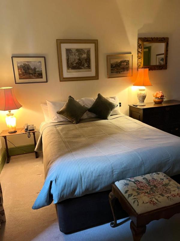 Double Room image 1