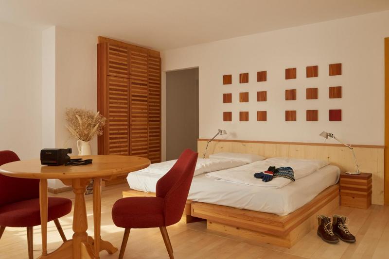 Executive Plus Double or Twin Room image 3