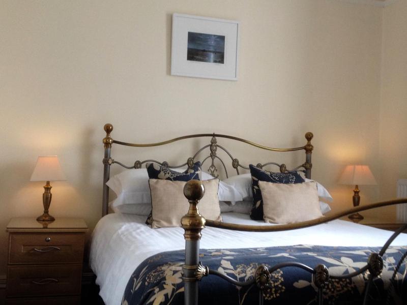 Superior Double Room with Sea View image 2